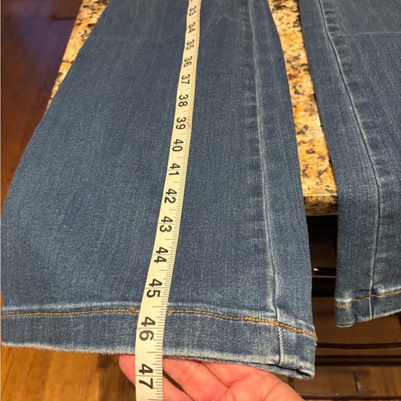 SPANXshape™ EveryWear Flare Jeans size small - Picture 7 of 9